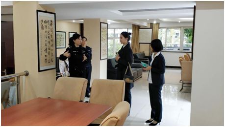 高新城投、工程公司聯(lián)合工會(huì )赴高新交警大隊參觀(guān)學(xué)習