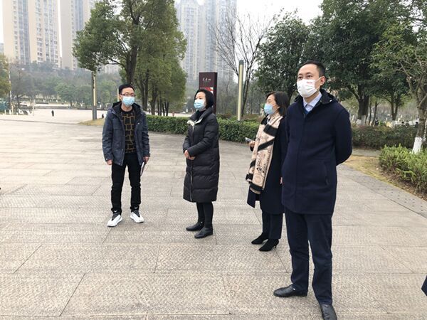張潤英到自貢高投集團公司開(kāi)展綜合檢查